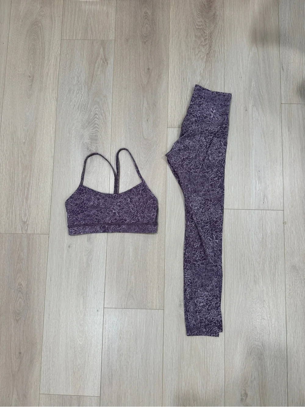 Lululemon Purple Print Sports Bra and Legging Set